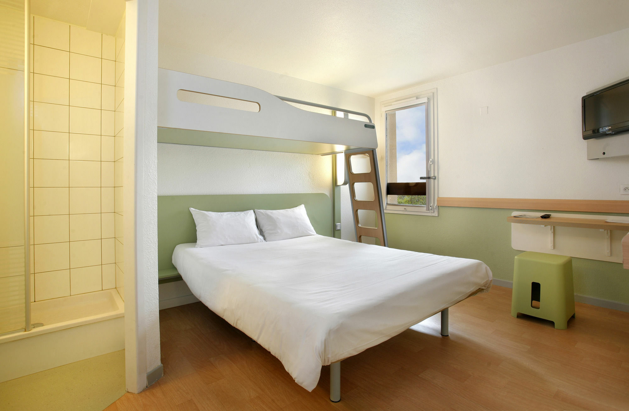 Ibis Budget Beziers Est Mediterranee A9 / A75 Экстерьер фото
